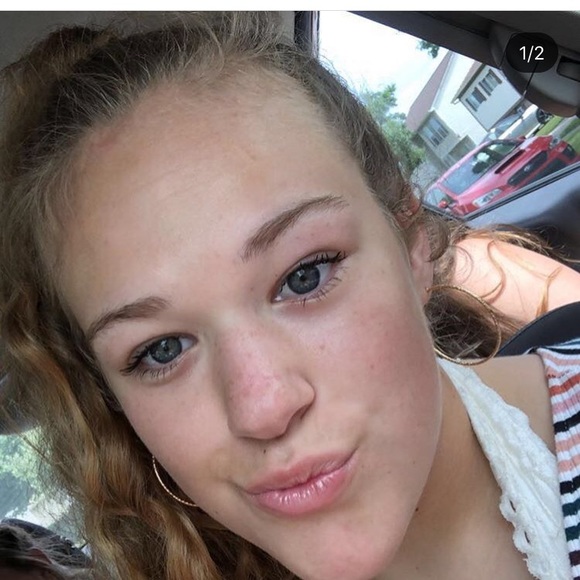 Meet your Posher, Emma - Picture 1 of 1